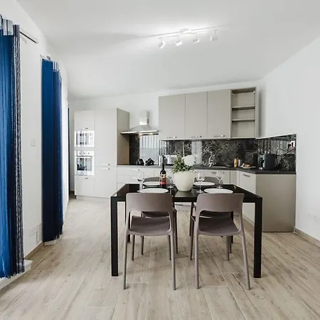 Seabreeze Flat 5 By Homely Malta! Apartment